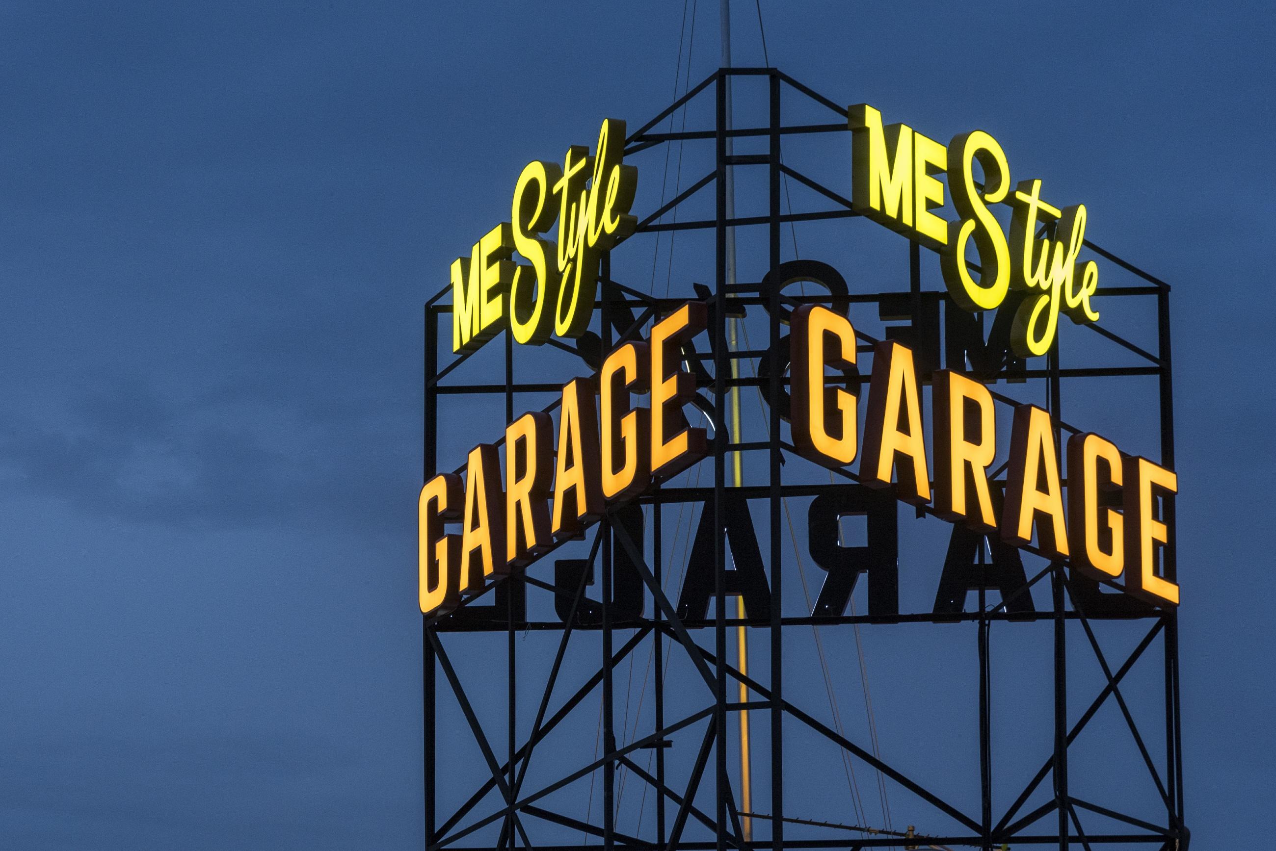 Mestyle Garage Hotel Bangkok Exterior photo